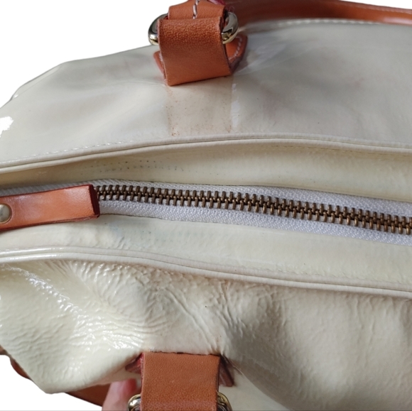 Calvacanti Italy Cream Ivory Patent Leather Satchel Tote Shoulder Bag - Picture 3 of 16